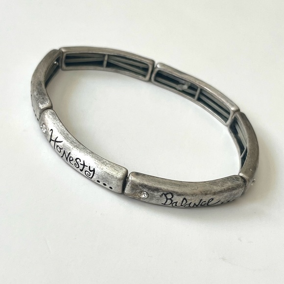 free 🆓 with purchase! - Picture 4 of 15